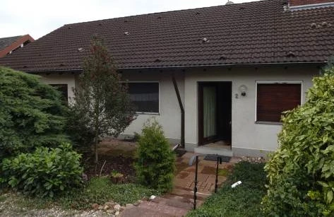Doppelhaushälfte, mit integrierter Doppelgarage in Hattingen