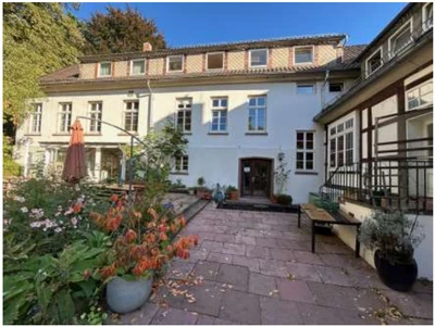 Wohngebäude (Grundstück nebst Erbbaurecht) in Dörentrup