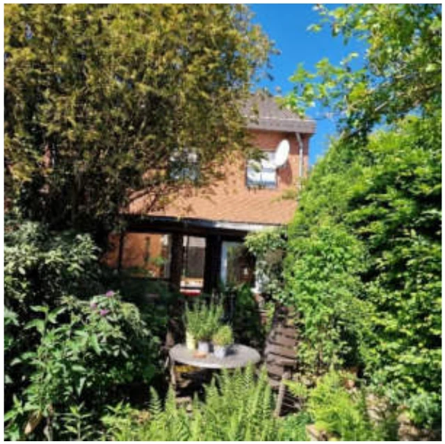 Einfamilienhaus (Reihenendhaus), Garage, Verkehrsfläche in Schermbeck — Bild 3