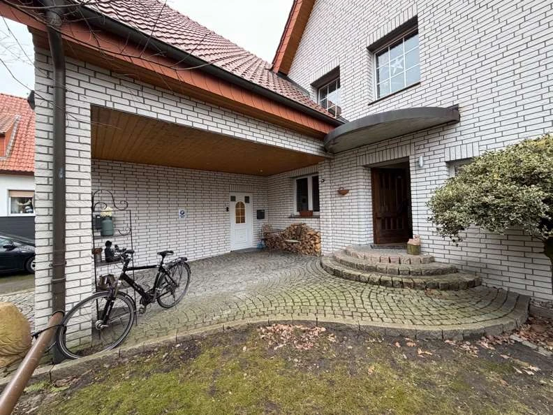 Zweifamilienhaus, Garage in Paderborn — Bild 2