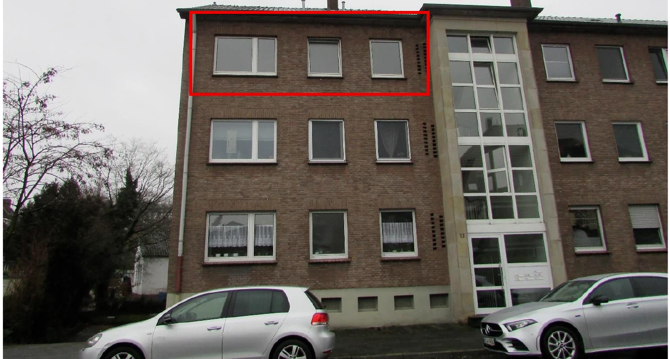Wohnungseigentumswohnung (3 Zimmer) sowie Teileigentum (Garage) in Wesel