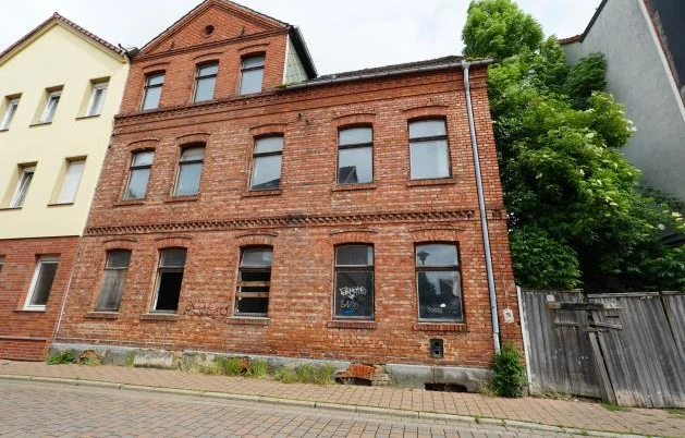 Mehrfamilienhaus in Oschersleben