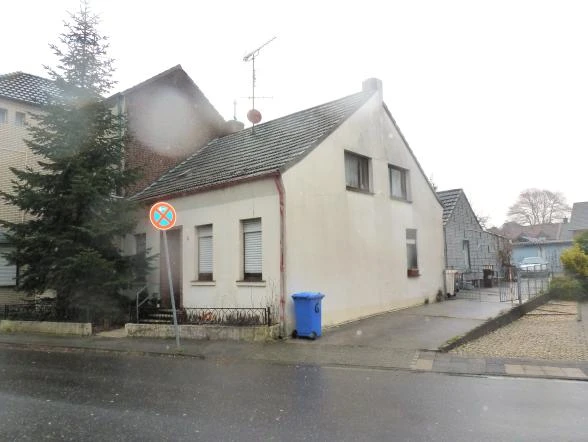 Garage, Einfamilienhaus in Schwalmtal — Bild 2