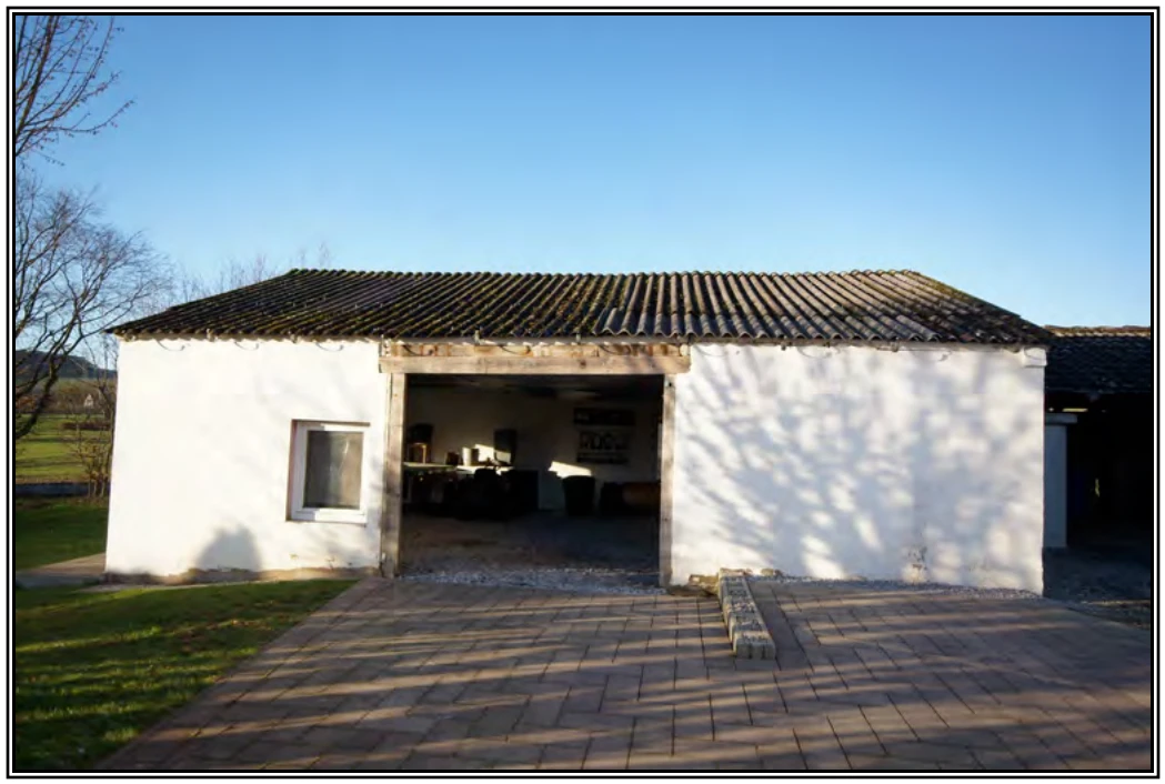Garage, Reihenhaus in Brakel — Bild 3