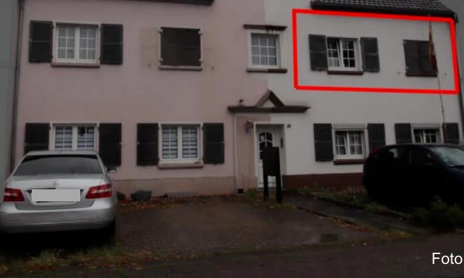 Eigentumswohnung (1 bis 2 Zimmer), nebst Kammer im Dachgeschoss in Grevenbroich — Bild 2