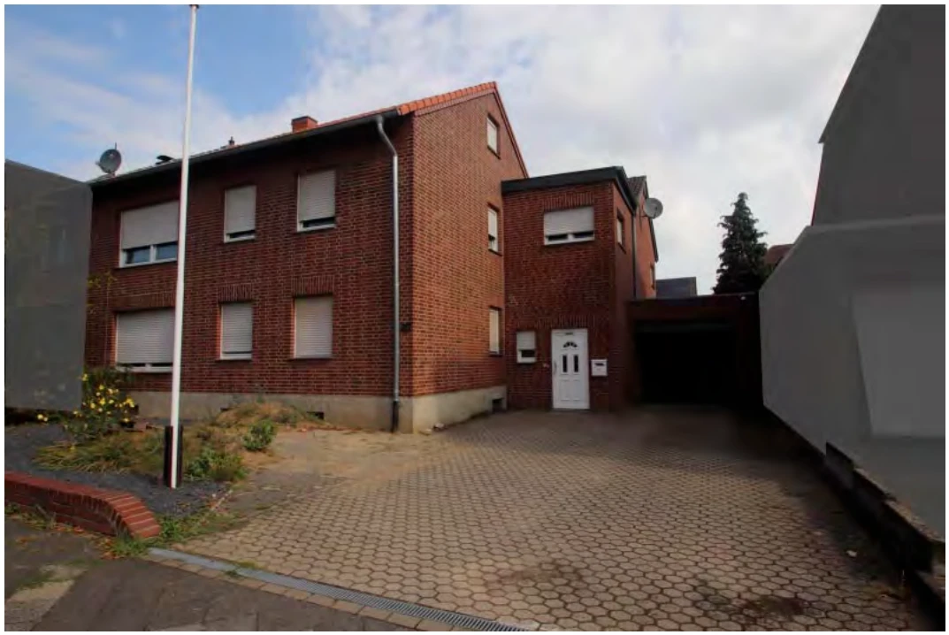 Zweifamilienhaus in Grevenbroich — Bild 2
