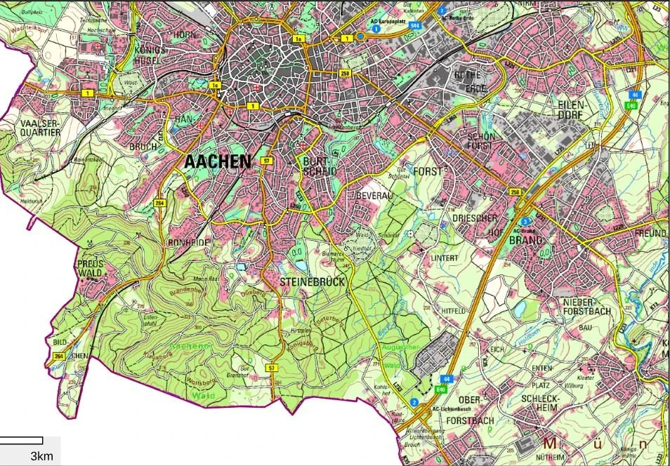 freistehendes Einfamilienhaus mit Garage in Aachen
