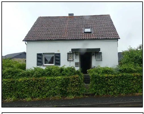 Garage, Einfamilienhaus in Blankenheim — Bild 2