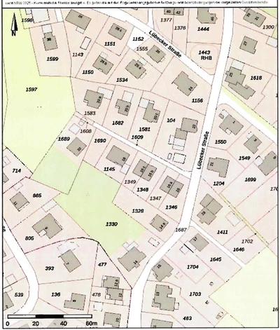 Kfz-Stellplatz, Einfamilienhaus, Doppelhaushälfte in Detmold