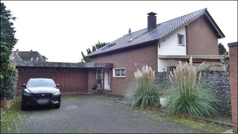 Einfamilienhaus, freistehend, Doppelgarage in Herten — Bild 2