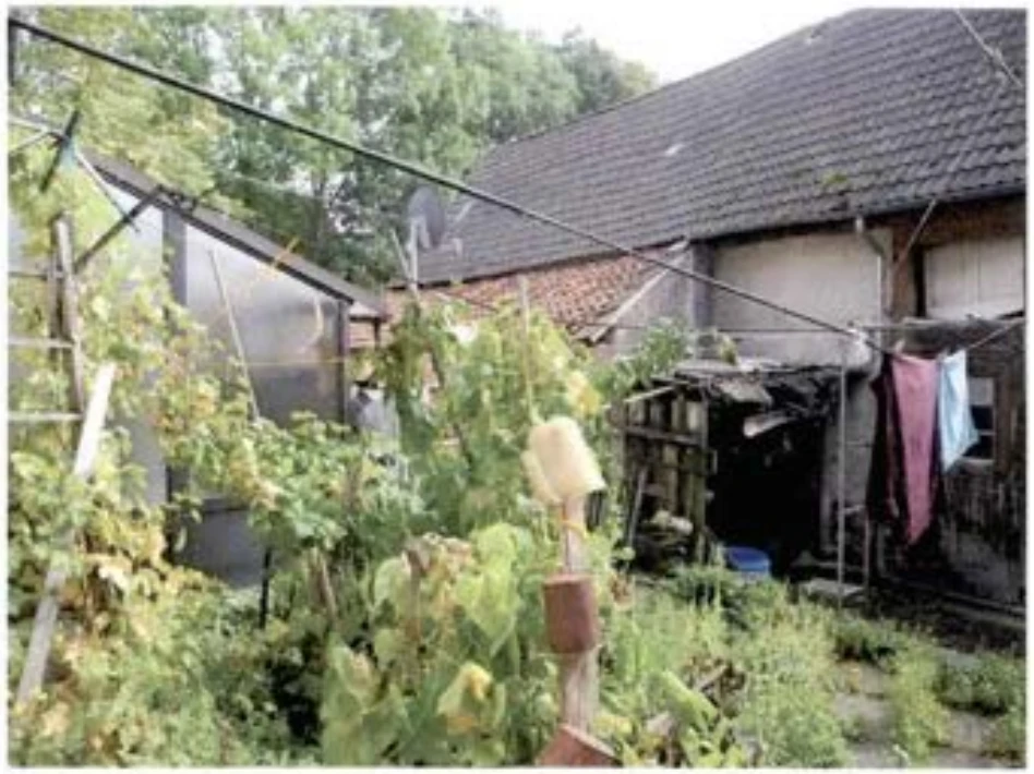 Wohn- und Geschäftshaus in Dassel — Bild 3