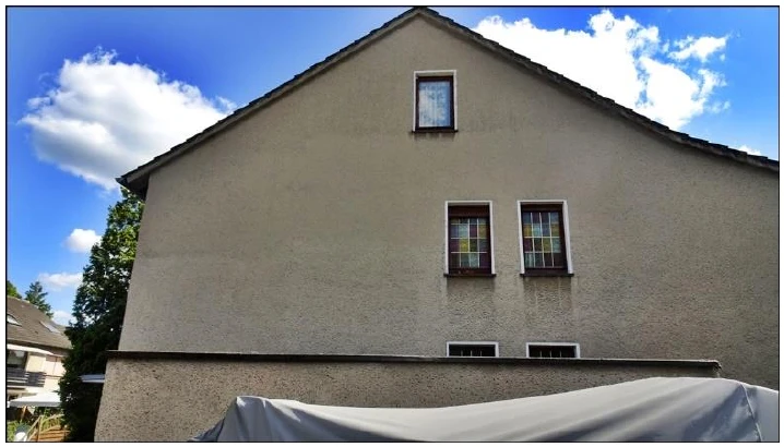 Zweifamilienhaus, Garage, Doppelhaushälfte, mehrere Nebengebäude in Datteln — Bild 2