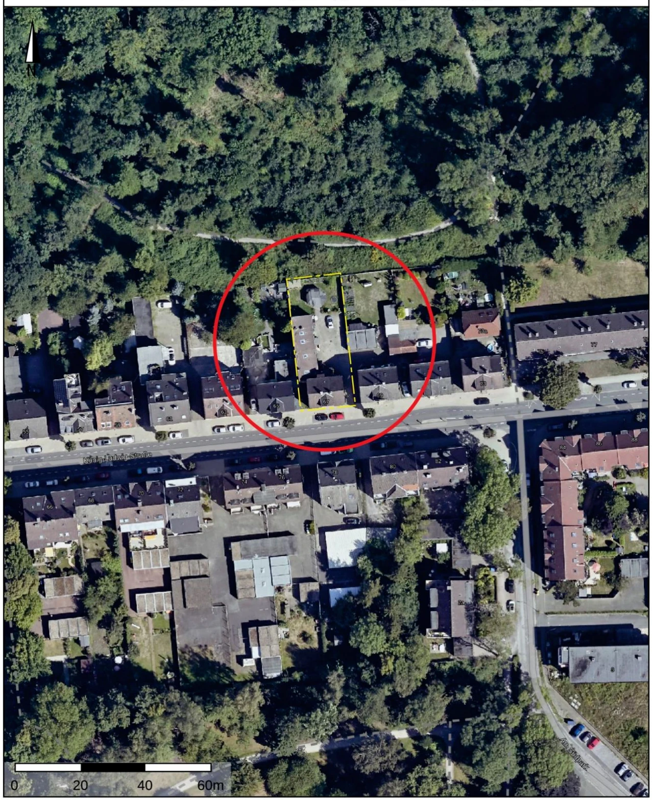 Mehrfamilienhaus mit Anbau und Nebengebäude in Recklinghausen
