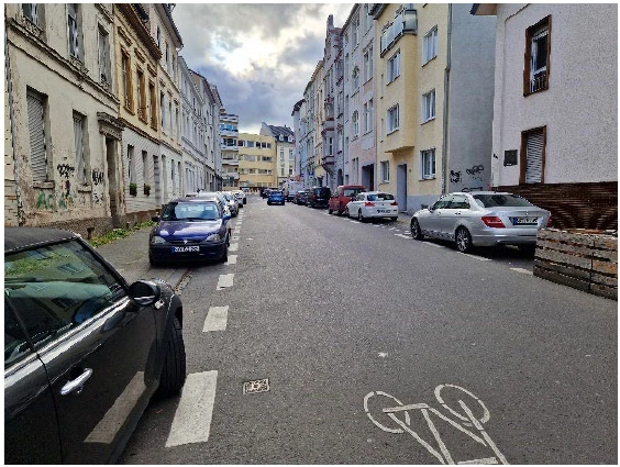 Mehrfamilienhaus in Bonn — Bild 2