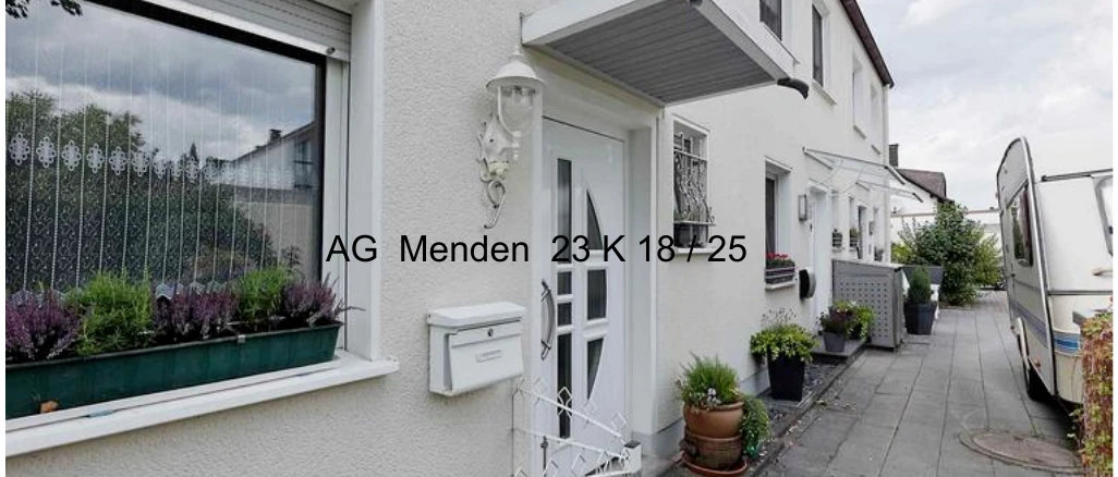 Kfz-Stellplatz, Reihenhaus, Zuwegung in Menden — Bild 2