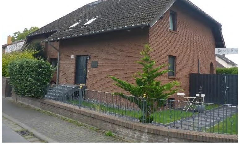 Ein-/ Zweifamilienhaus in Bischofsheim — Bild 3