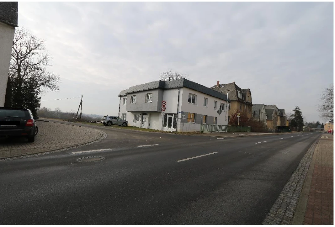 Wohn-/Geschäftshaus in Lichtenau — Bild 2