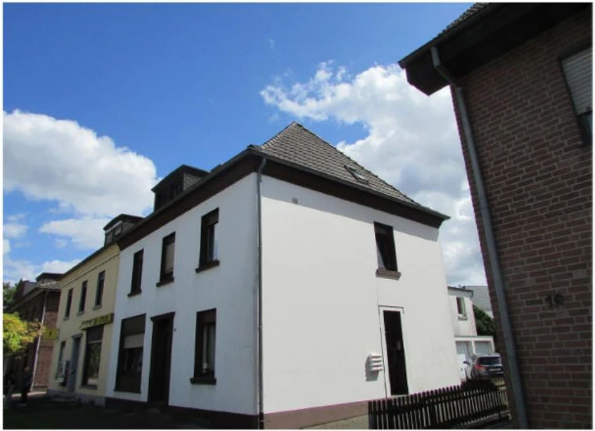 Garage, Mehrfamilienhaus in Bedburg-Hau — Bild 2