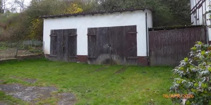 Einfamilienhaus, land- und forstwirtschaftlich genutztes Grundstück in Halgehausen — Bild 2