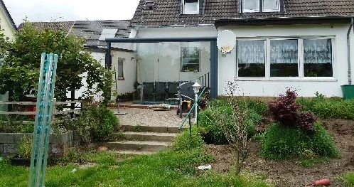 Zweifamilienhaus (Doppelhaushälfte), Garage in Dormagen