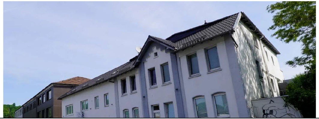 Wohn-/Geschäftshaus, Garage, + Werkstatthalle in Hagen