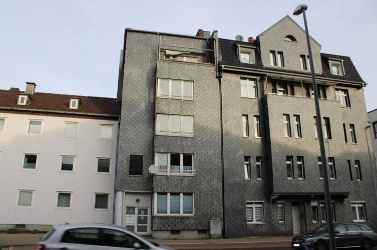 Eigentumswohnung (3 bis 4 Zimmer), Sondernutzungsrecht an dem dieser Whg. gegenüberliegenden angrenzenden Dach-/Speicherraum in Hagen — Bild 2