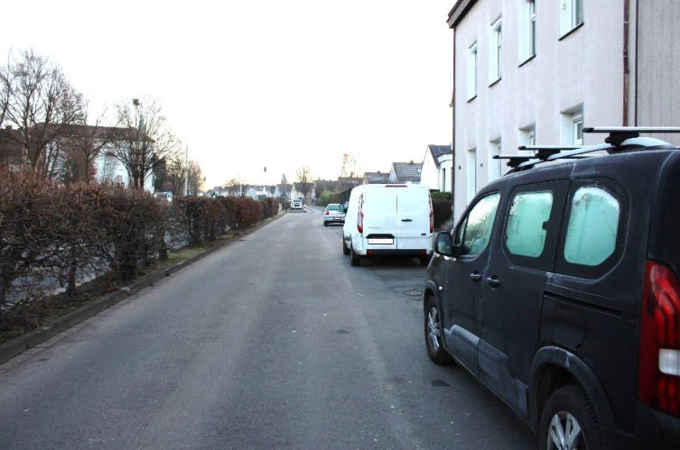 Garage, Eigentumswohnung (3 bis 4 Zimmer) in Hagen — Bild 2