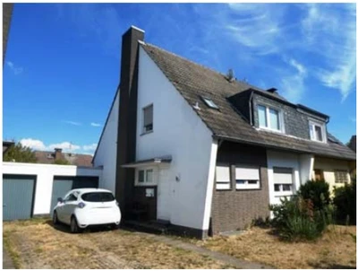 Einfamilienhaus, Doppelhaushälfte in Dormagen