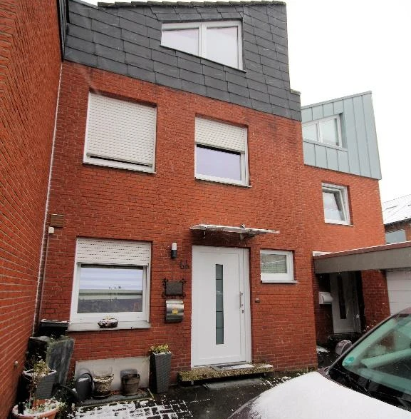 Garage, Eigentumswohnung (ab 5 Zimmer), Reihenmittelhaus mit als Wohnungseigentum in Haltern am See — Bild 2