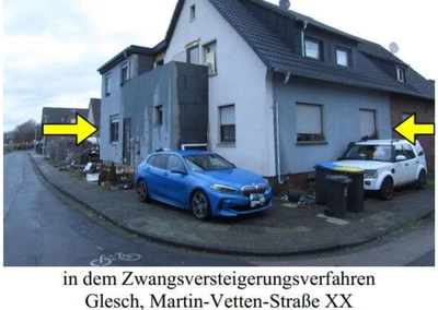 Zweifamilienhaus, Kfz-Stellplatz, Doppelhaushälfte in Bergheim
