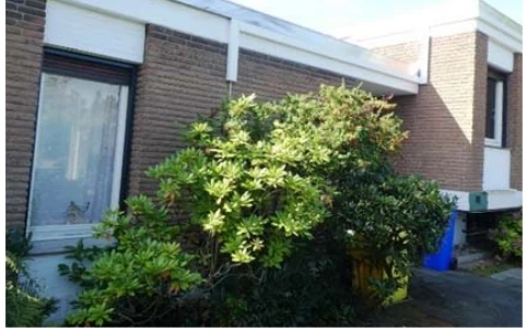 Einfamilienhaus, (genaue Bezeichnung: 2 Einfamilienhäuser),3 Garagen in Neuss — Bild 2