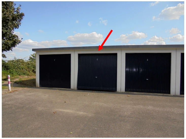 Garage, Eigentumswohnung (ab 5 Zimmer) in Meerbusch — Bild 2