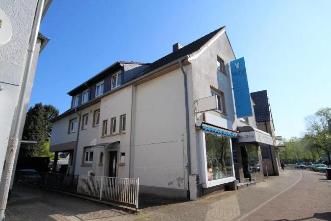 Wohn-/Geschäftshaus, Garage, Eine Wohneinheit, mit kl. Gewerbeeinheit in Marl