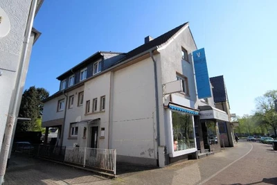 Wohn-/Geschäftshaus, Garage, Eine Wohneinheit, mit kl. Gewerbeeinheit in Marl