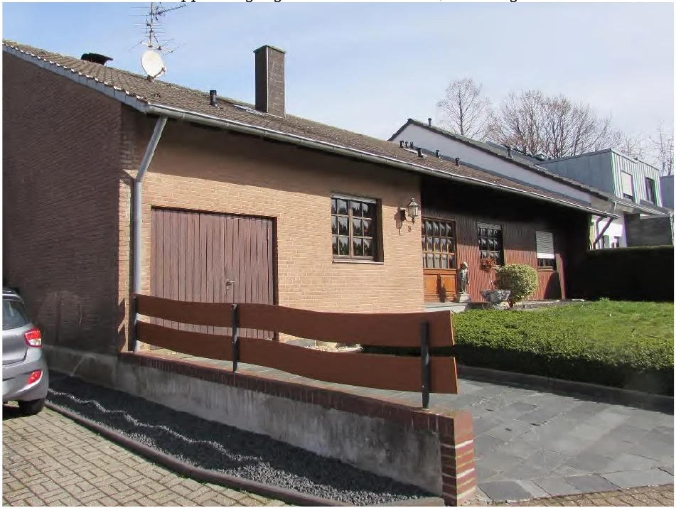 Einfamilienhaus, intergrierte Doppelgarage in Bedburg — Bild 2