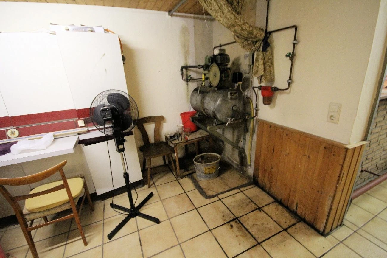 Garage, Eigentumswohnung (ab 5 Zimmer), Wohnungseigentum in einem Einfamilienhaus in Haltern am See — Bild 2