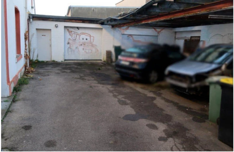 Zweifamilienhaus, Gewerbeeinheit (z.B. Laden, Büro), Garage in Düren — Bild 3