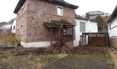 Zweifamilienhaus, Kfz-Stellplatz, Garage in Nideggen