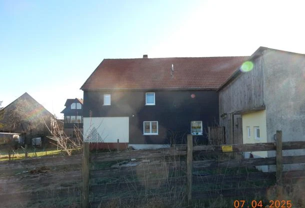 Einfamilienhaus, landwirtschaftliche Gebaeude in Lautertal — Bild 2