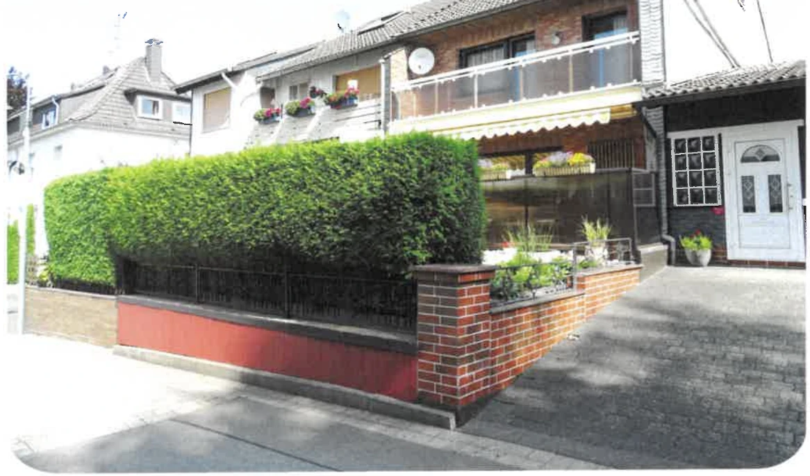 Garage, Doppelhaushälfte in Wermelskirchen — Bild 2