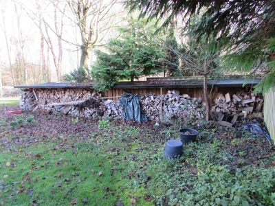Baugrundstück und unbebautes Grundstück (private Erschließungsfläche) in Bergisch Gladbach