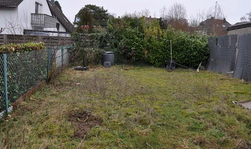 Kfz-Stellplatz, Mehrfamilienhaus, 3 Garagen in Bergisch Gladbach — Bild 2