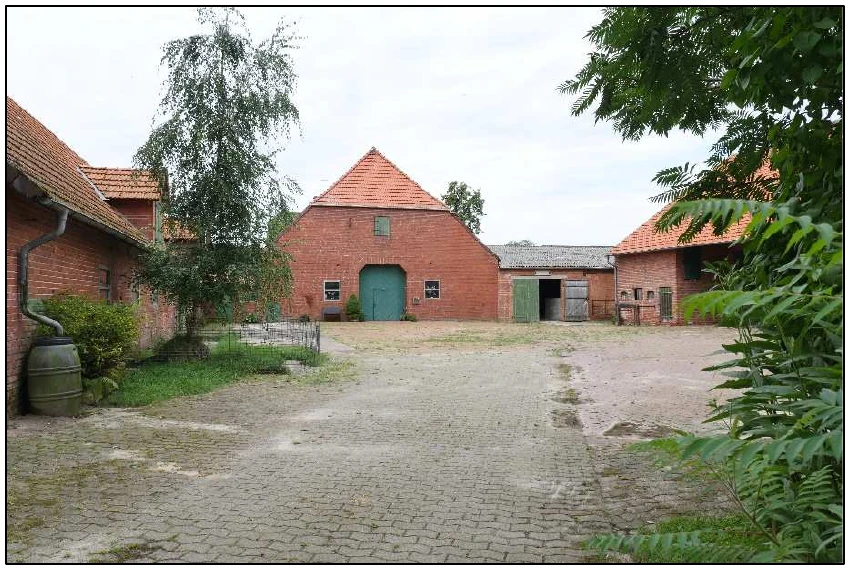 Bauernhaus/Wohnhaus und Bauernhaus Wirtschaftsteil in Bruchhausen-Vilsen — Bild 2