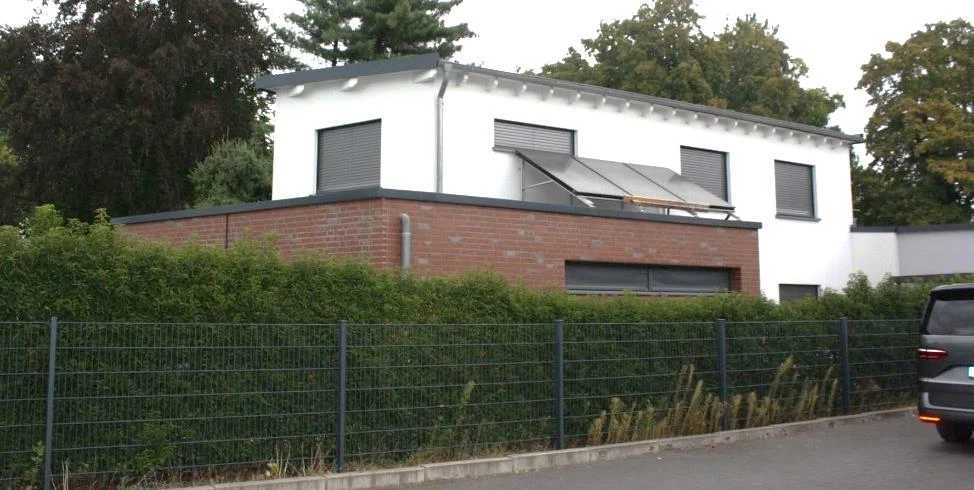 Garage, Einfamilienhaus in Hilden — Bild 3