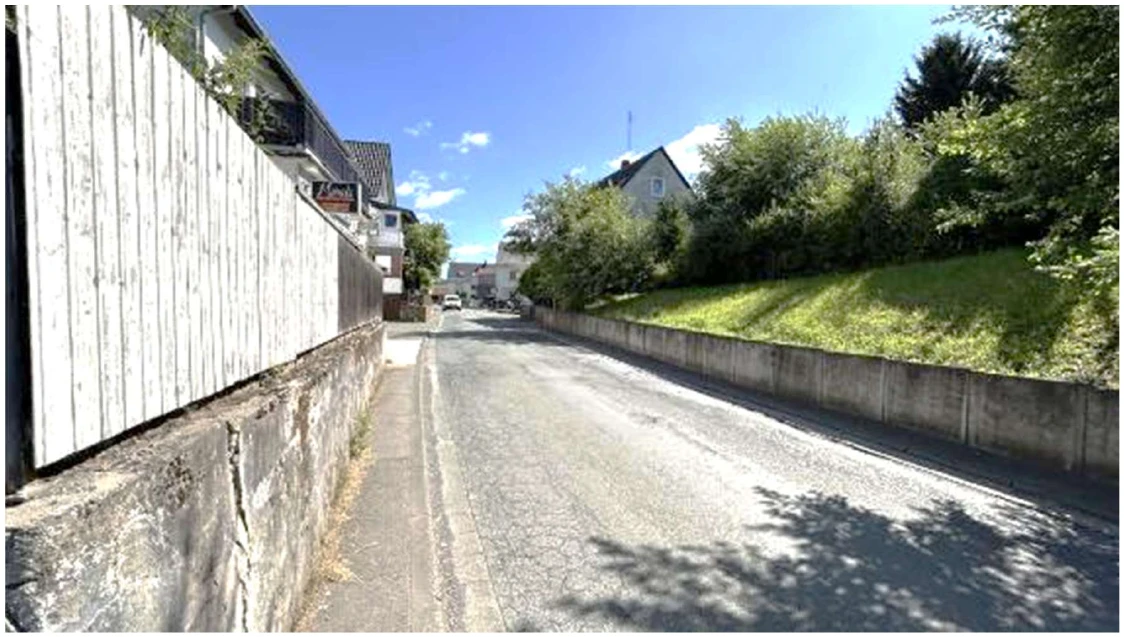 Doppelhaushälfte, Garage in Greifenstein — Bild 2