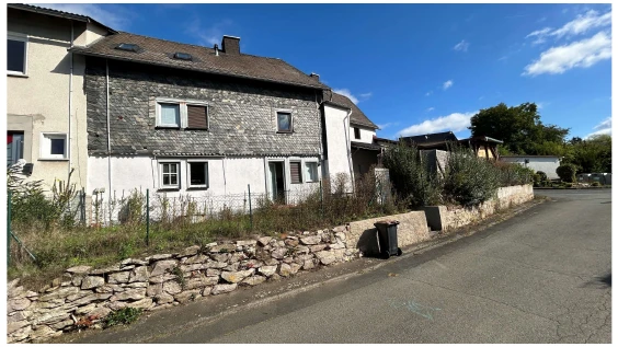 Einfamilienhaus, Garage in Sinn — Bild 2