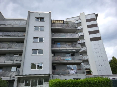 Kfz-Stellplatz (Tiefgarage), Eigentumswohnung (3 bis 4 Zimmer): in Leverkusen