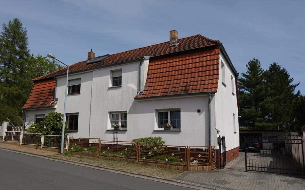 Doppelhaushälfte in Lauchhammer — Bild 2