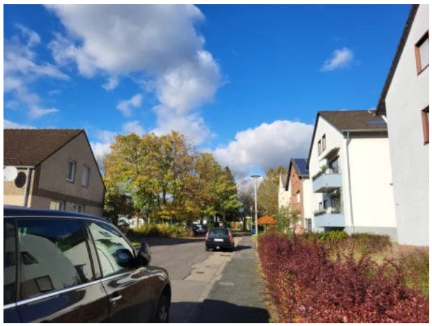 Zweifamilienhaus, Eigentumswohnung (1 bis 2 Zimmer) in Leverkusen — Bild 2