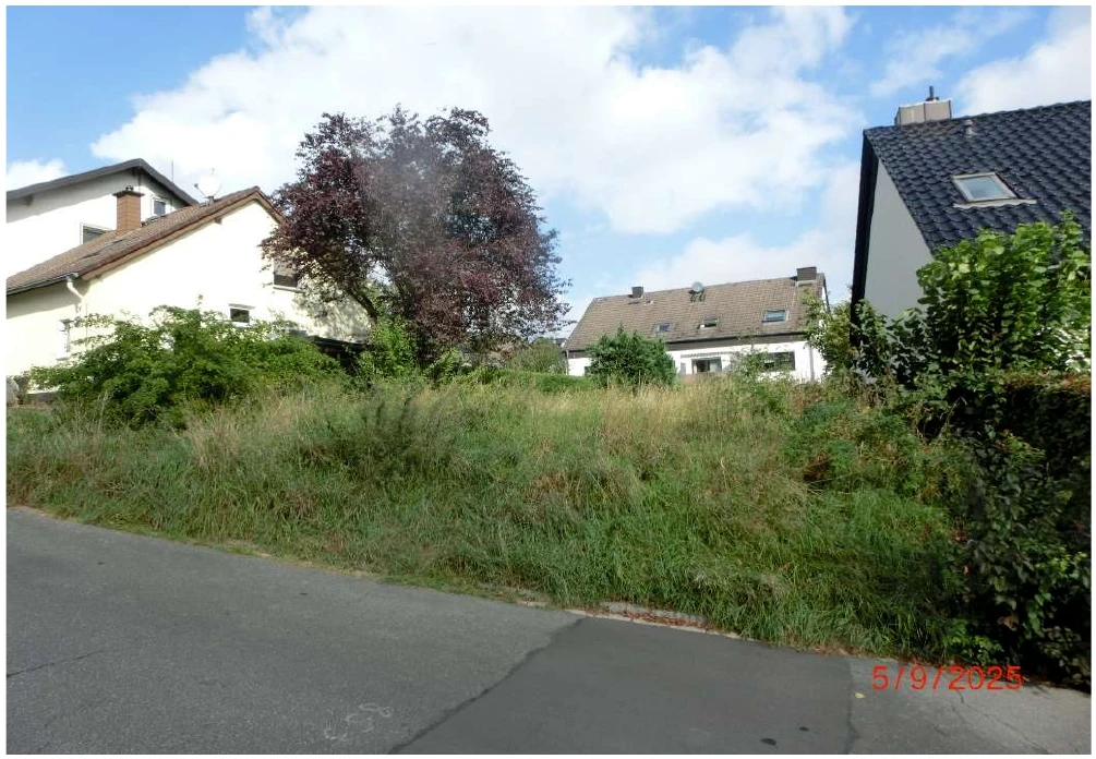 unbebautes, erschlossenes Grundstück in Much — Bild 2